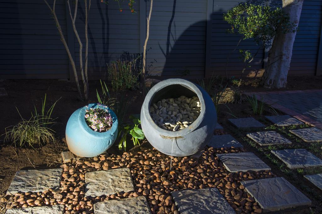Touching senses Garden Cottages Bloemfontein Exterior foto