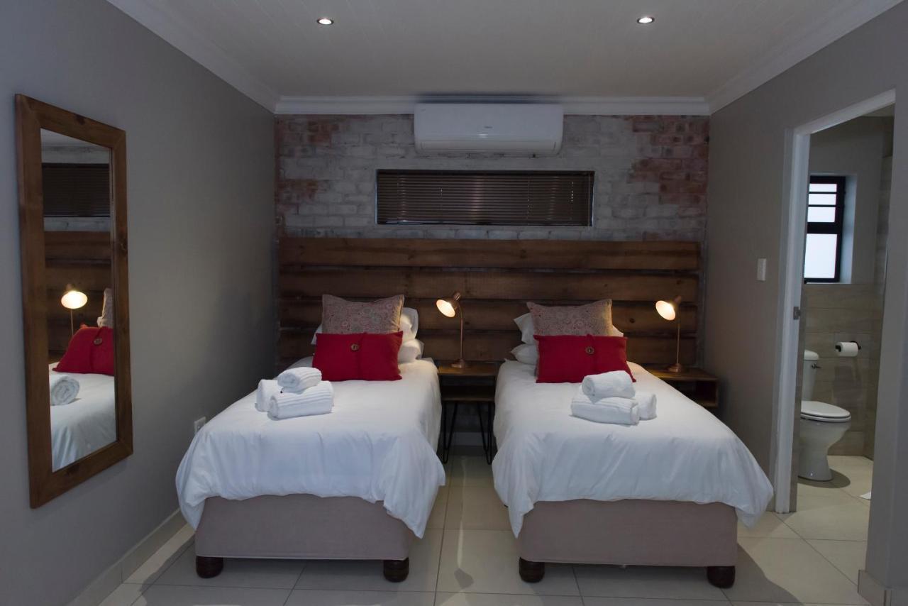 Touching senses Garden Cottages Bloemfontein Exterior foto
